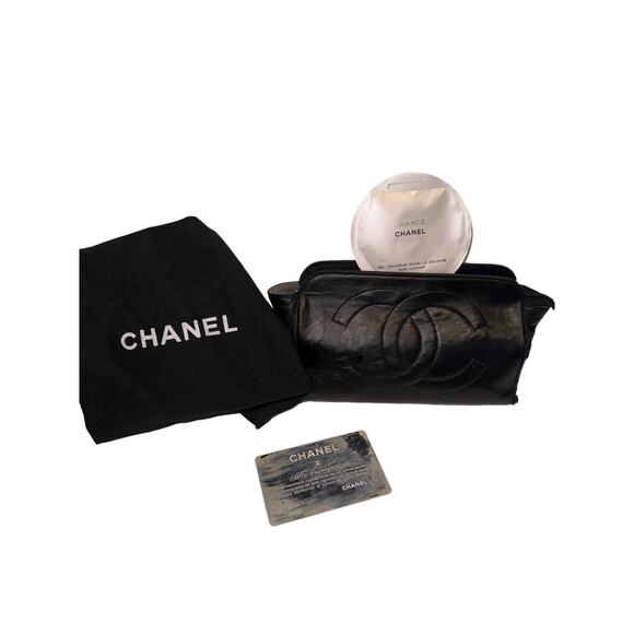 CHANEL CC Logo Long Wallet Black Patent Leather With Authentication Card - Picture 2 of 13